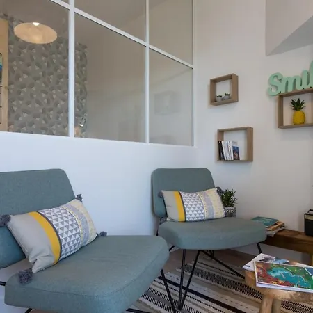 アパート Hyper Center 100m From The Lake! *