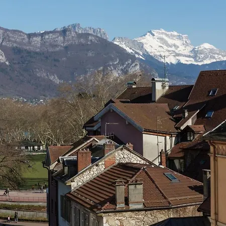 アパート Hyper Center 100m From The Lake! *