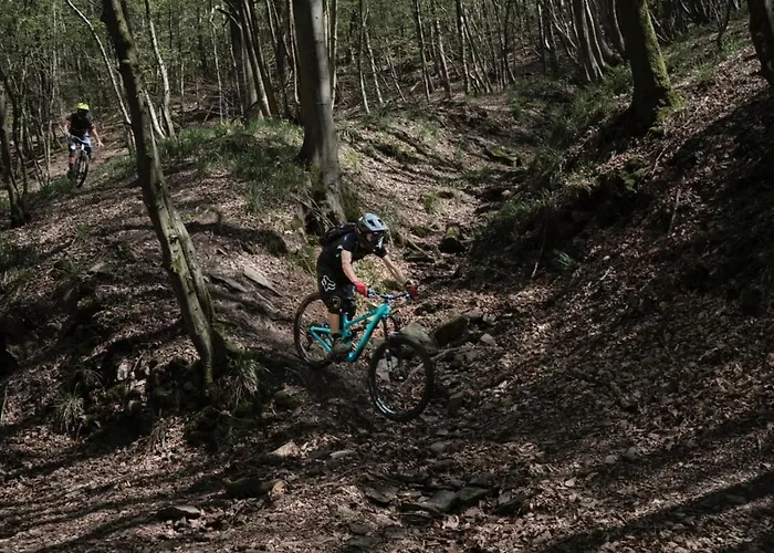 Hyper Center 100m From The Lake! アパート *